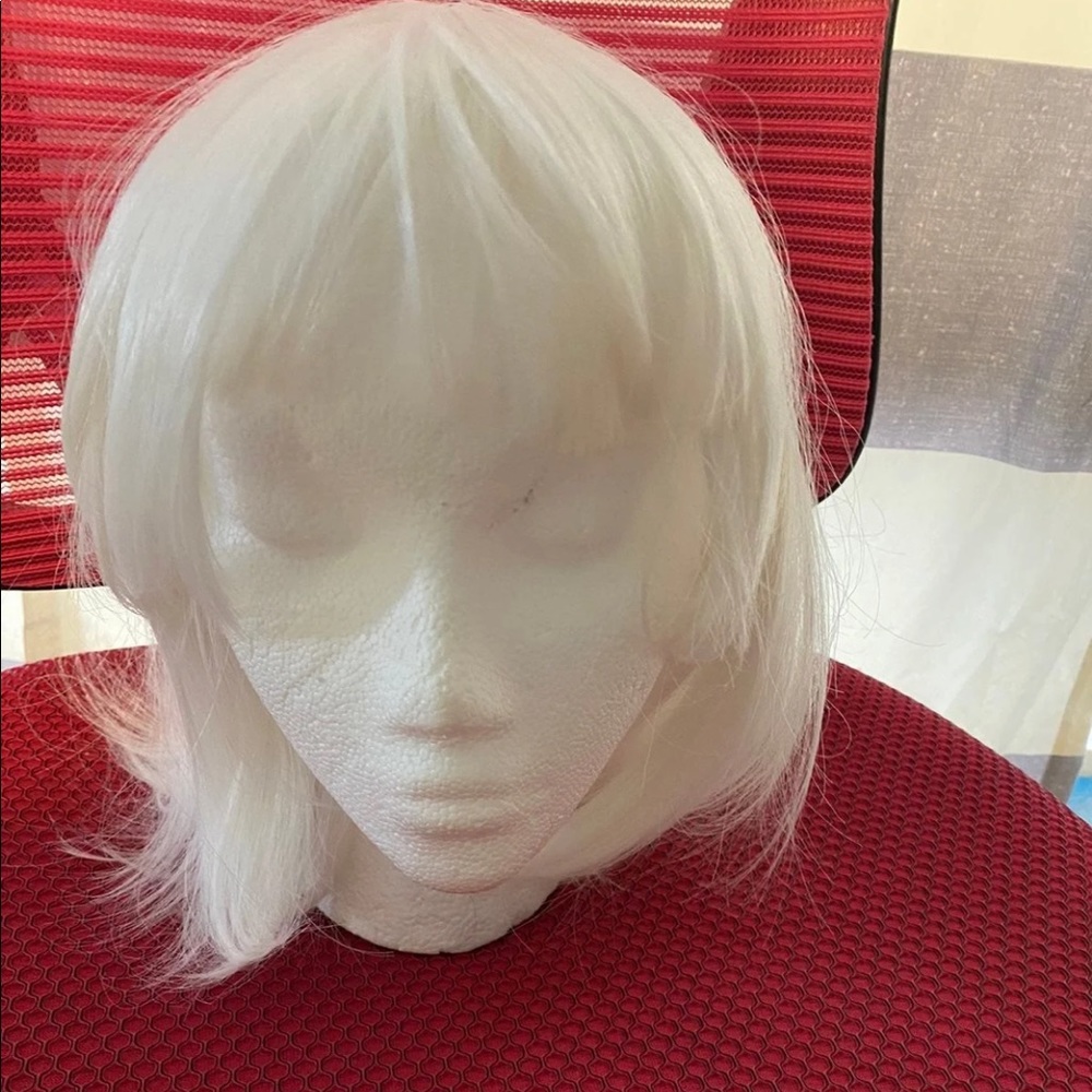 White short haired wig